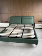 Premium Metal Bed Frame with Wooden Slats – King Size (180 x 200 cm)